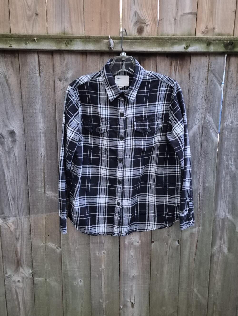 Tilley Endurables Size Medium Flannel Shirt